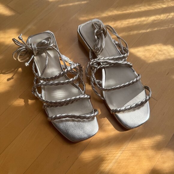 Dolce Vita Hayley Wrap Sandals Gold Size 8.5 - Picture 2 of 6